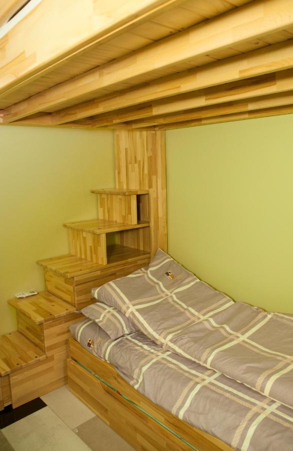 Bed and Breakfast Club246 Paris Saint Martin Exterior foto